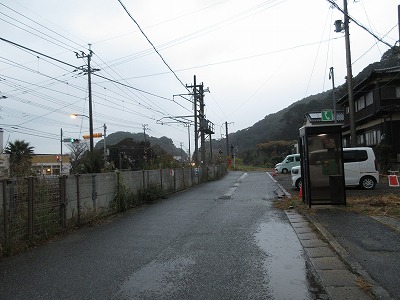 大入駅の駅前