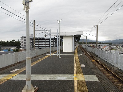 東唐津駅構内