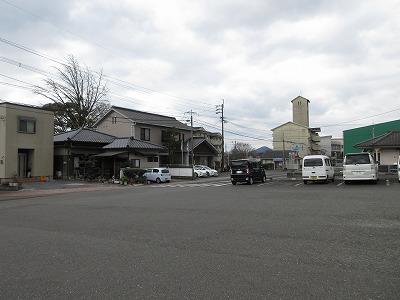 東多久駅の駅前