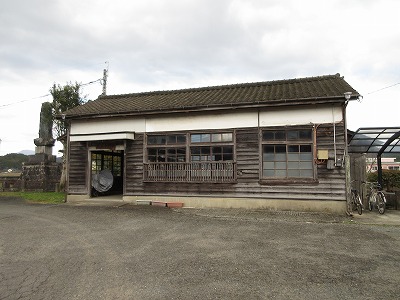 肥前長野駅の駅舎
