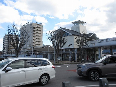 伊万里駅の駅舎