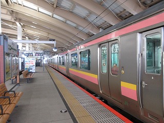 新潟駅構内(１番線ホーム)