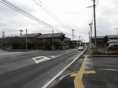 西唐津駅の駅前