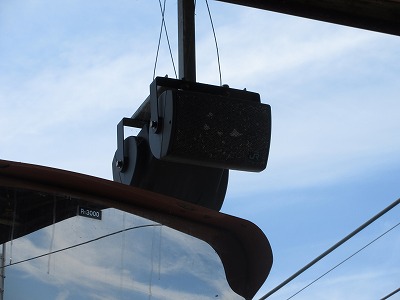 北三条駅のスピーカー