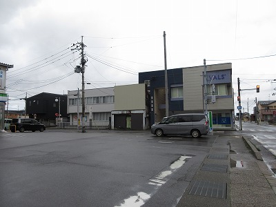 ���w�̉w�O