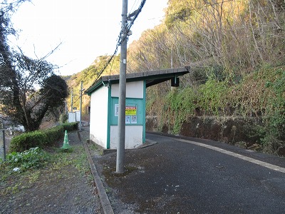 鬼瀬駅の入り口