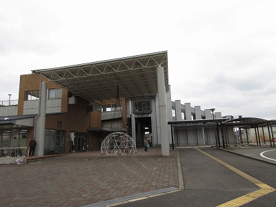 多久駅の駅舎